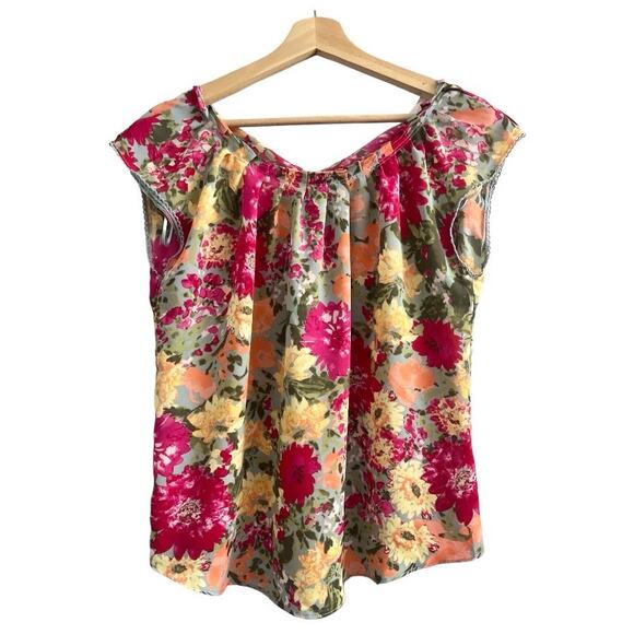LC Lauren Conrad XS Green Pink Floral Pleated Chiffon Short Sleeve Top Blouse - Picture 1 of 8
